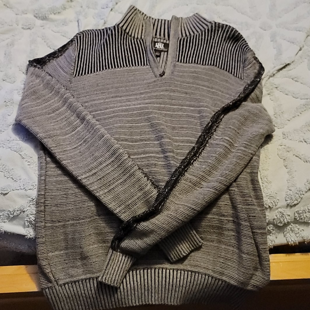Like new Rock&Republic sweater